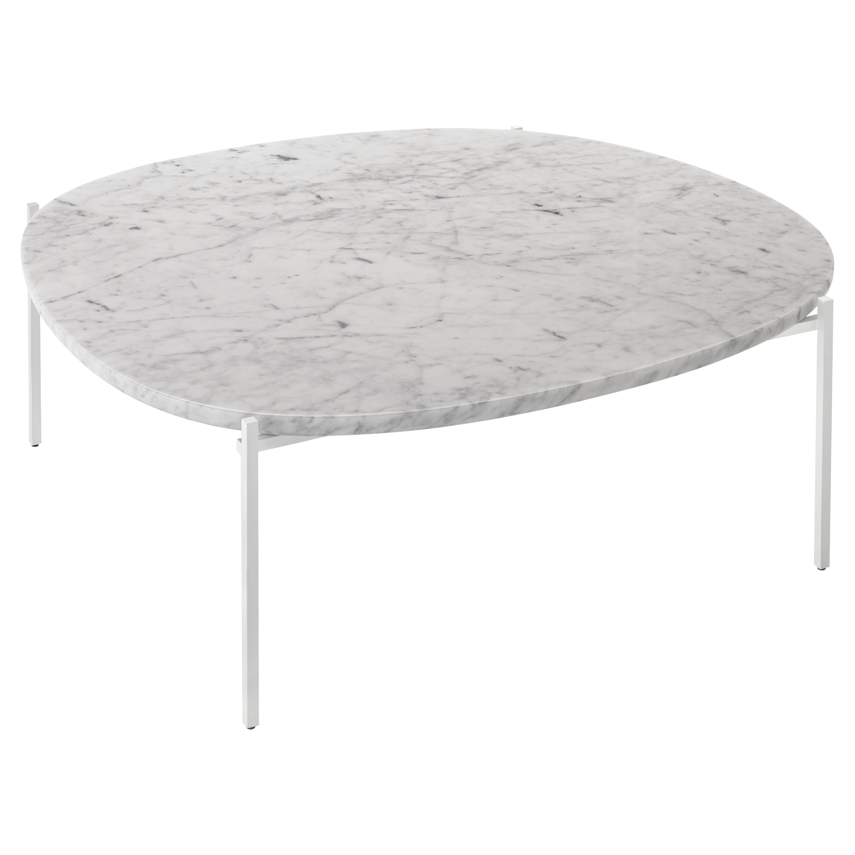 Petite table Niobe Zanotta avec plateau en marbre de Carrare et cadre en acier blanc