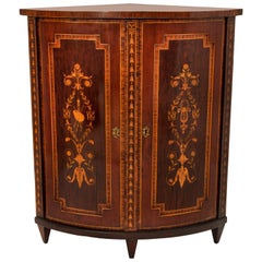 Ancienne armoire d'angle néoclassique géorgienne de style Régence en marqueterie avec façade en arc de cercle, 1800