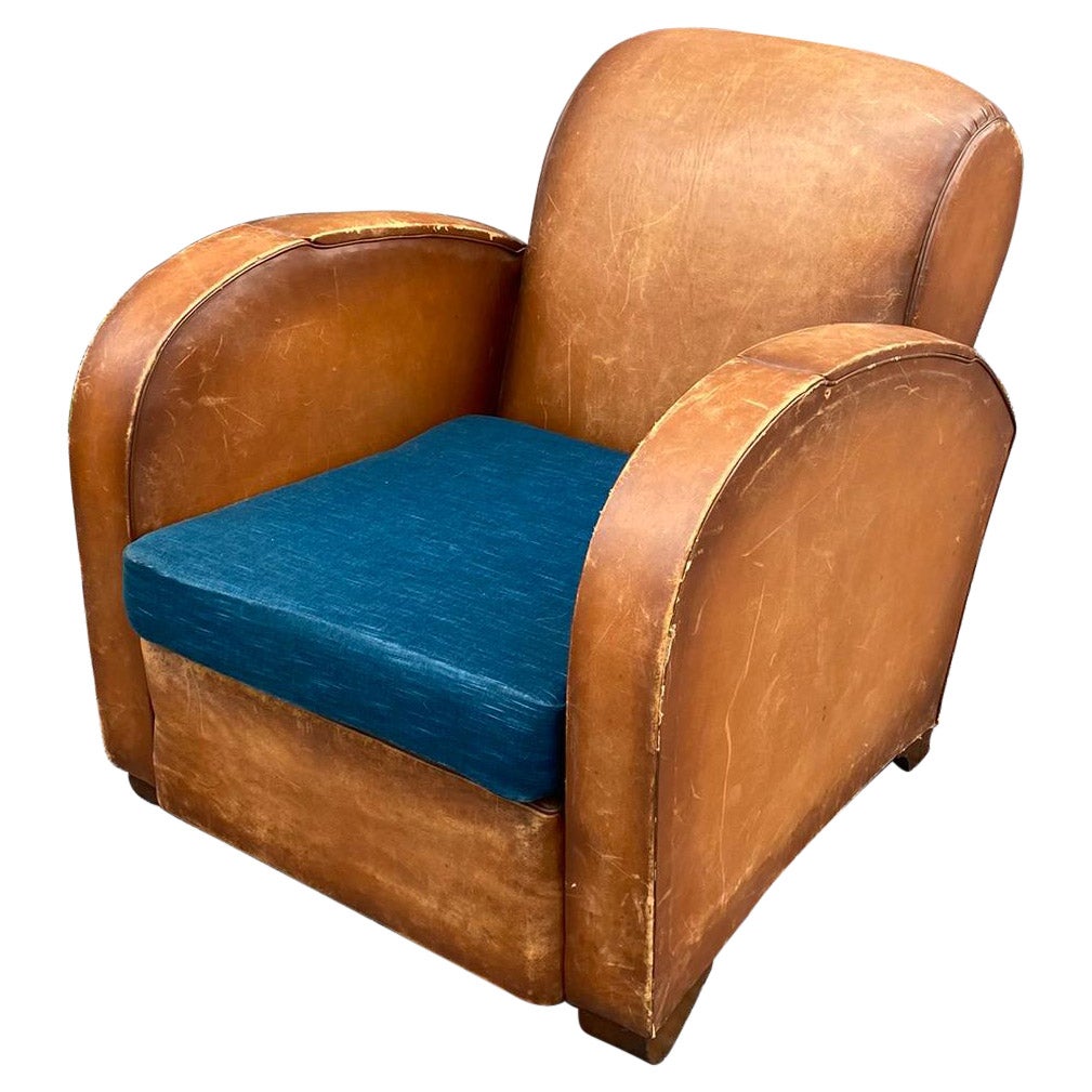 Art Deco Armchairs Covered in Leather, circa 1930 For Sale