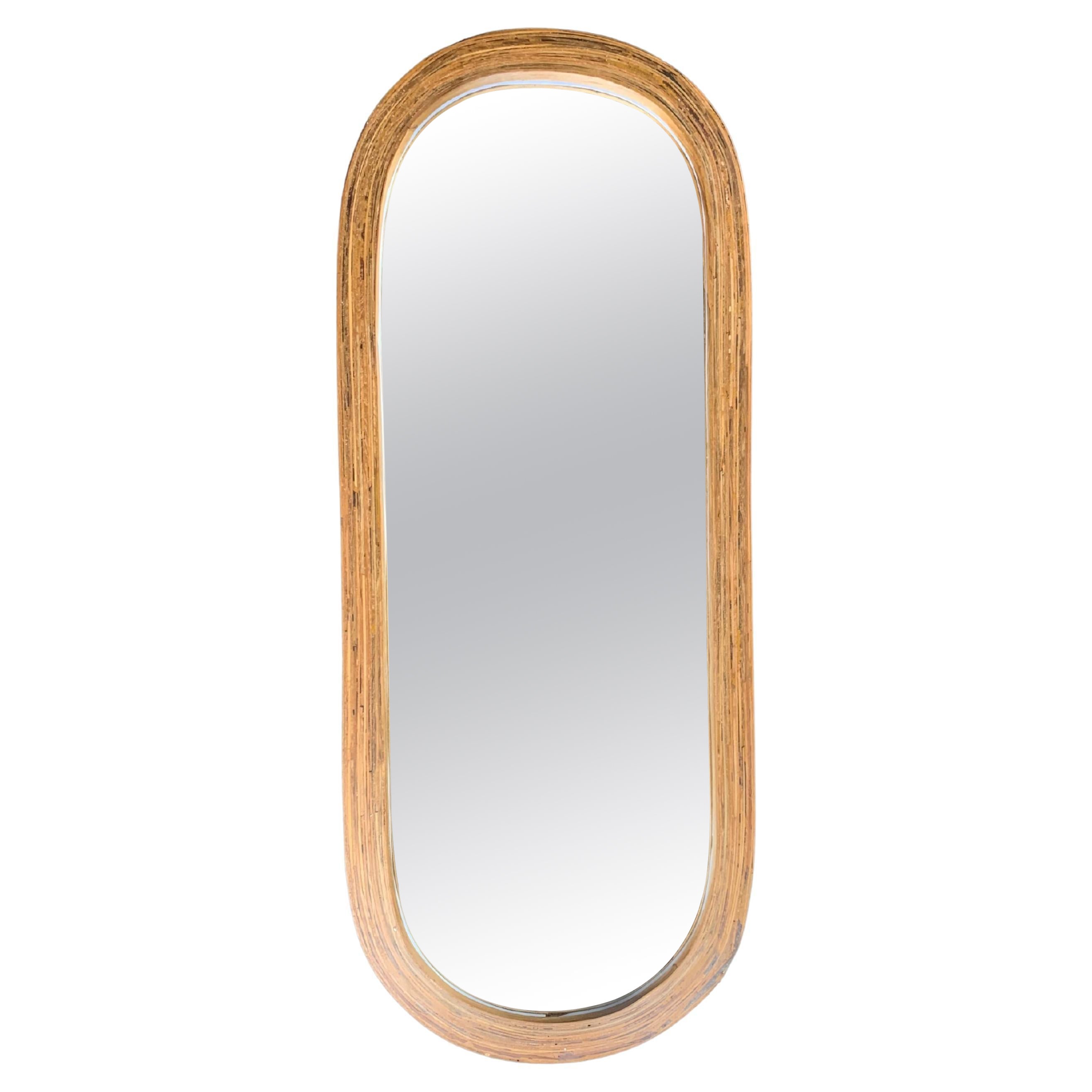 Ovaler Spiegel aus aufgearbeitetem Teakholz mit Rahmen, modern organisch, mit beleuchtetem Rahmen