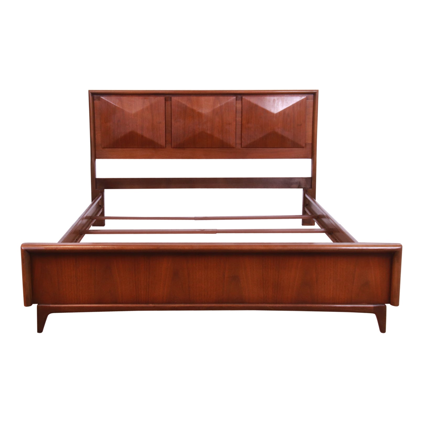 Mid-Century Modern Sculpted Walnut Diamond Front Full Size Bed by United