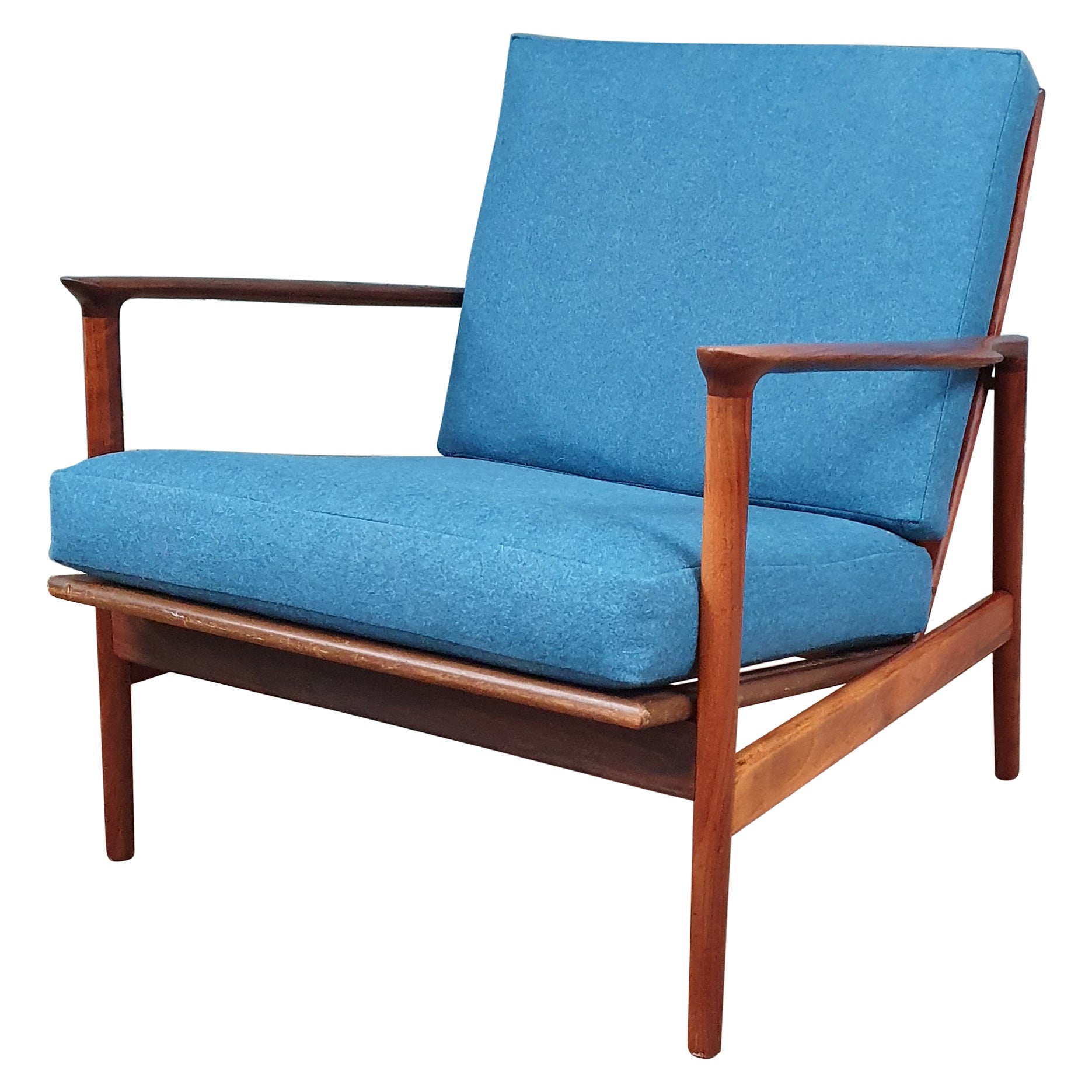 Solid Walnut Lounge Chair by Ib Kofod-Larsen for Selig For Sale