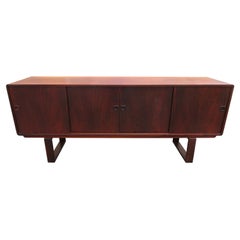 Retro Handsome Dyrlund Danish Rosewood Credenza / Sideboard with Sled Legs