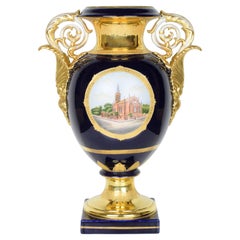 Grand vase en porcelaine bleu et or