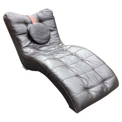 Sizzling Hot Vintage Italian Leather Chaise Longue