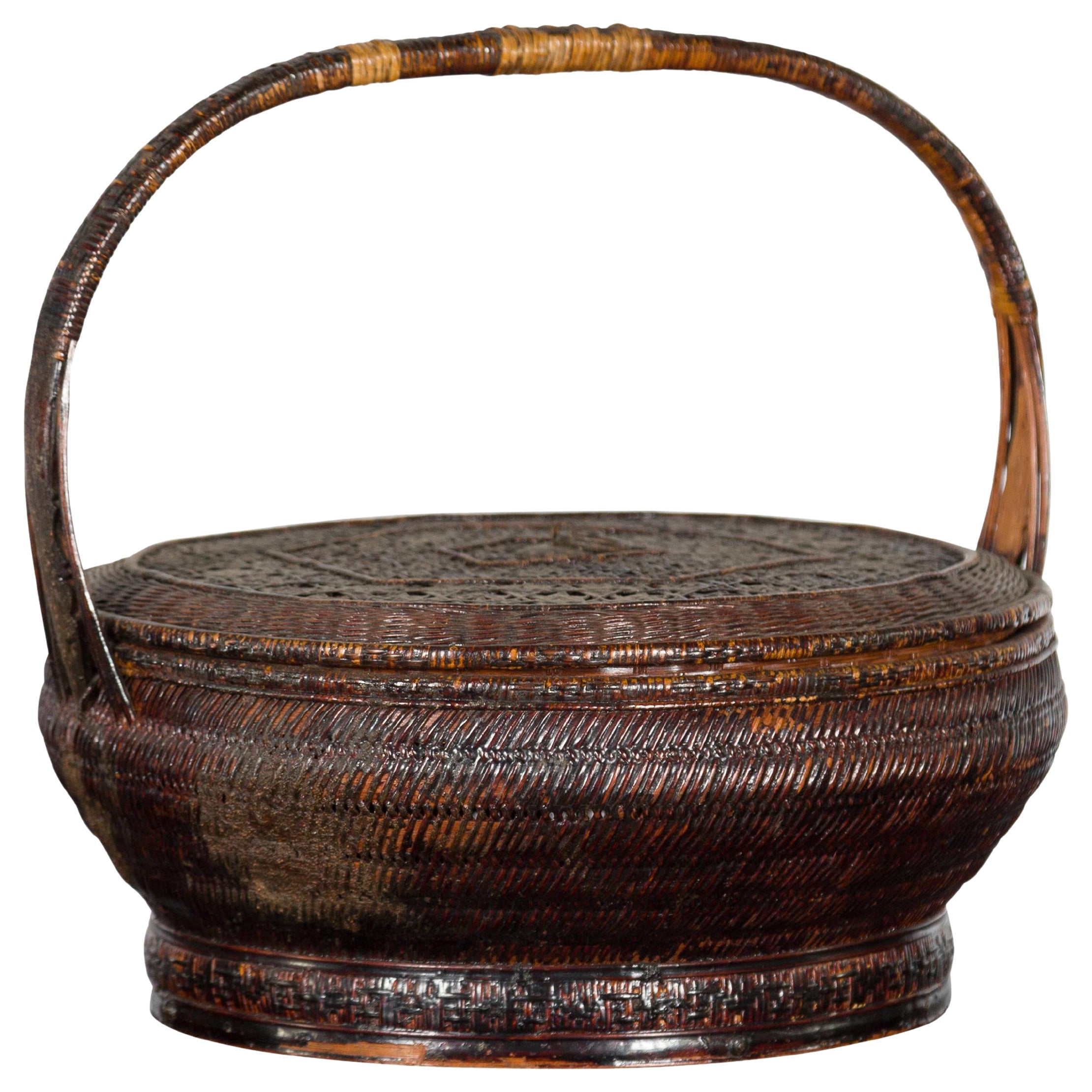 19th Century Qing Dynasty Handwoven Rattan and Bamboo Basket with Handle
