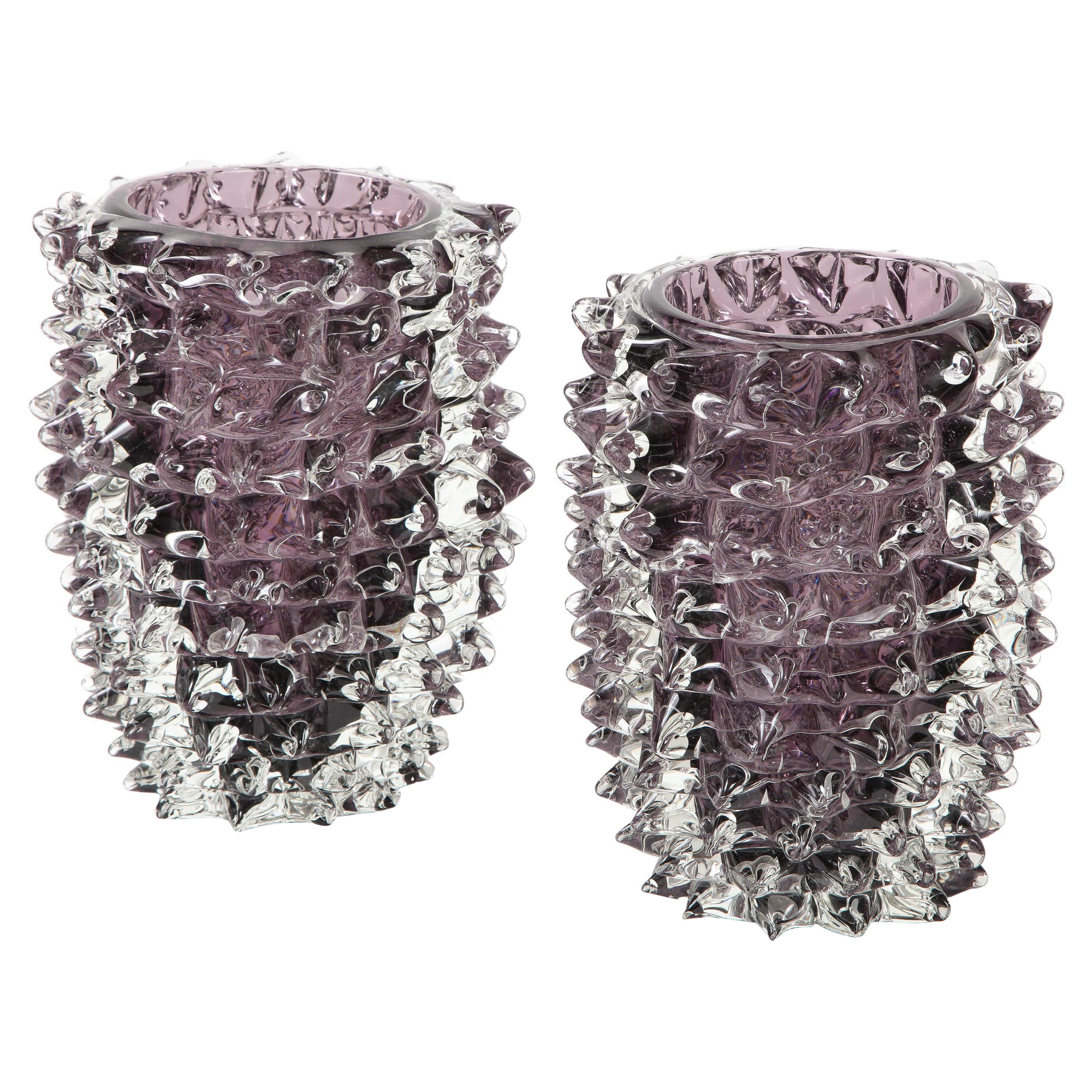 Pareja de jarrones de cristal de Murano Rostrato púrpura berenjena de Toso, Italia, Firmados en venta