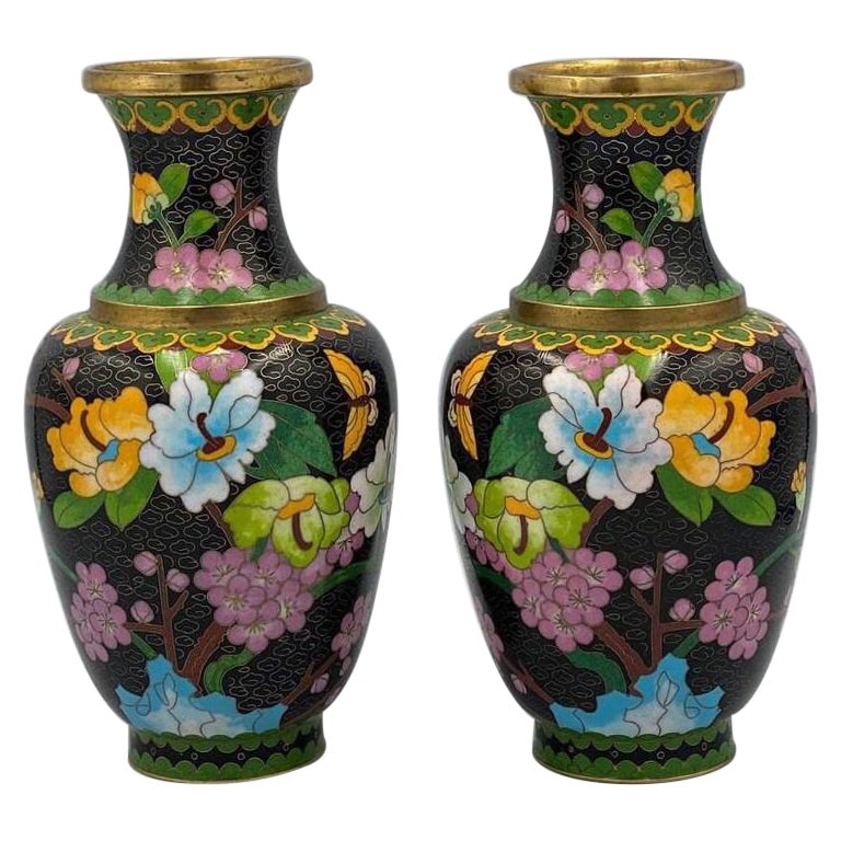 Paar chinesische Vasen, Cloisonné, 1960er-Jahre im Angebot