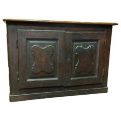 Antique Walnut Sideboard, Inlaid with Internal Drawers, Late 17th Century Italy