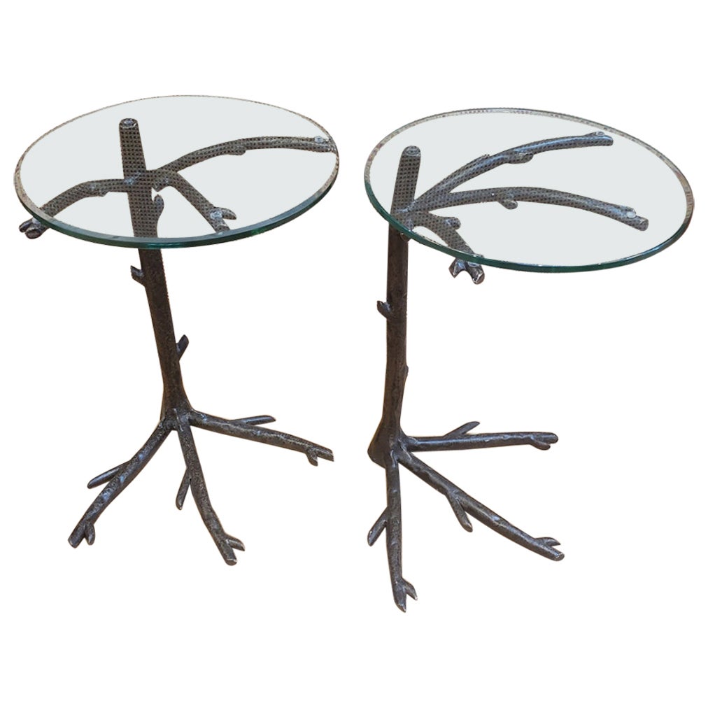 Paire d'inspiration Giacometti  Tables d'extrémité en métal en forme de branches d'arbre