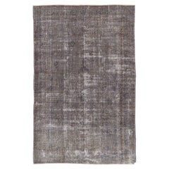 Alfombra de lana turca de los años 50, desgastada. Alfombra Artesanal Gris Topo