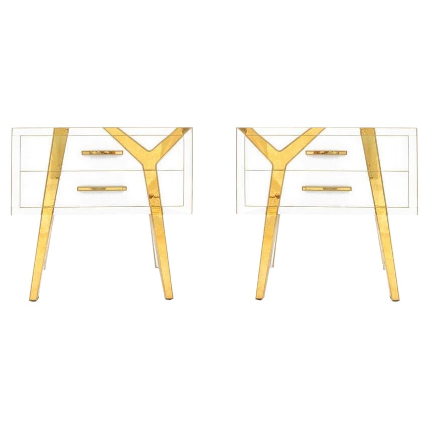 Paire de tables de chevet italiennes contemporaines en bois massif et verre par I.L.A. Studio