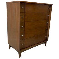 Vintage Mid-Century Modern Dresser with Dovetail Drawers Cabinet Storage