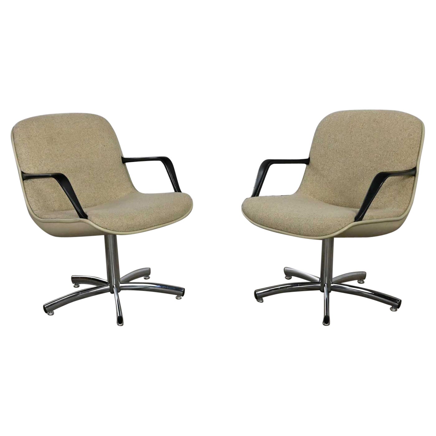Steelcase Modern Steelcase n°451 5 chaises de bureau à base chromée style Charles Pollock Pr