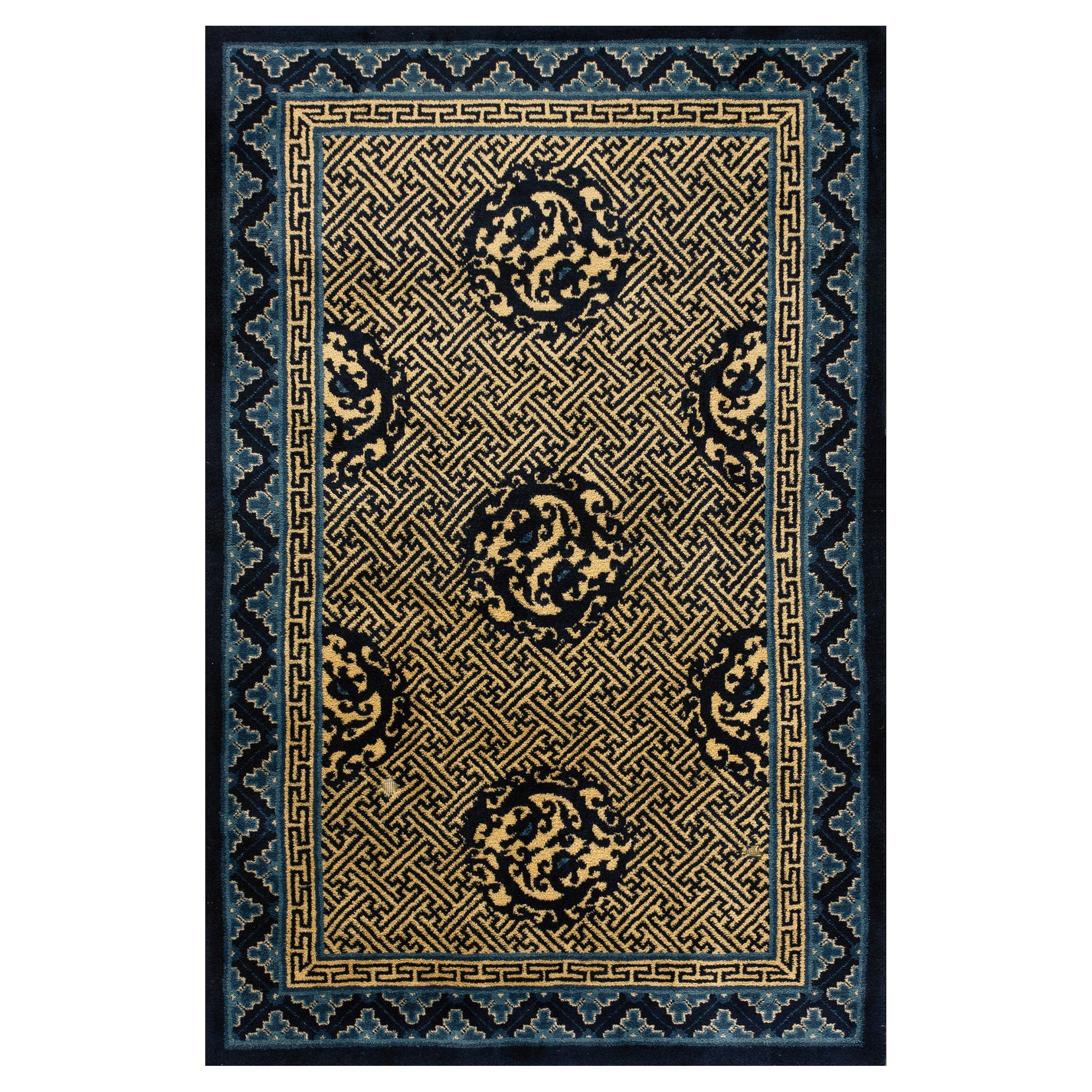 Early 20th Century Chinese Peking Dragon Carpet ( 4'2" x 6'3" - 127 x 191 ) For Sale