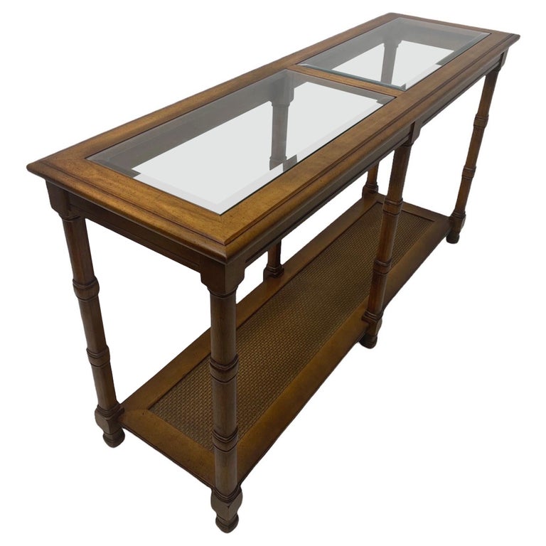 Vintage Style Table Stand For Sale at 1stDibs