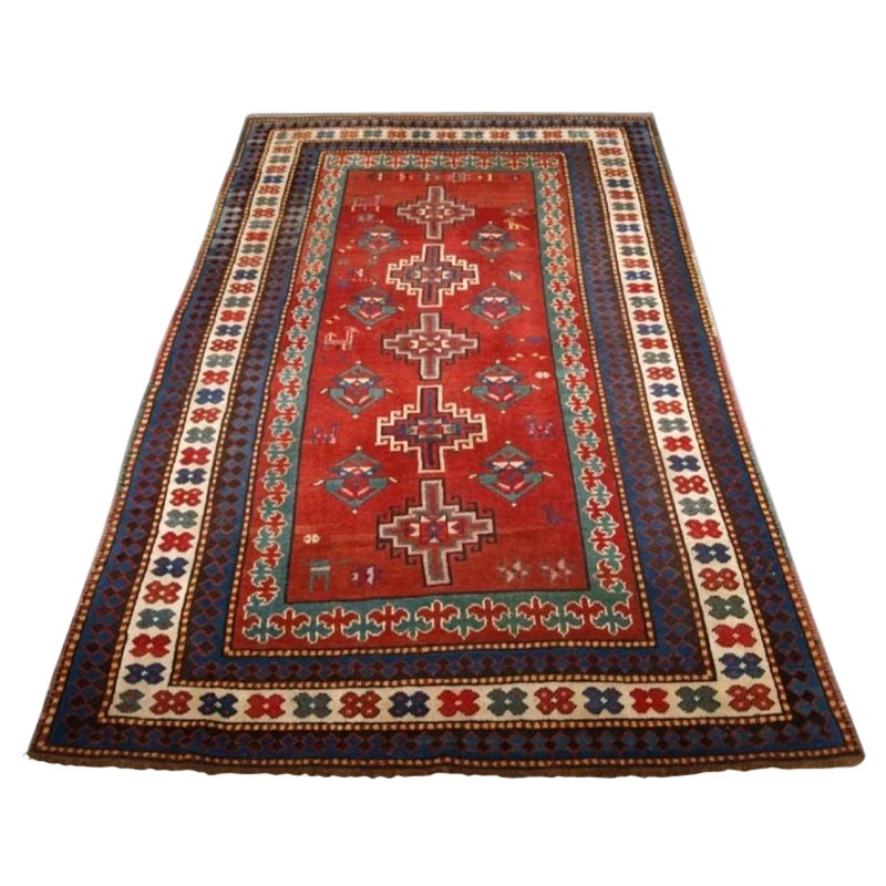 Antiker kaukasischer Karabagh-Kazak-Teppich, um 1900 im Angebot