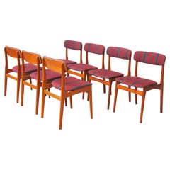Ensemble de sept chaises de salle à manger danoises en teck restaurées des années 1970 par Tarm Stolefabrik
