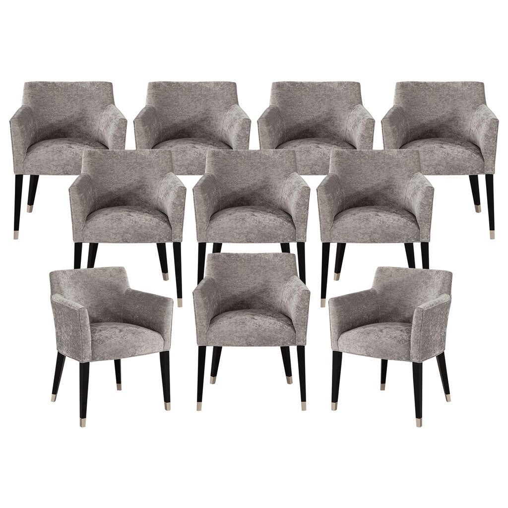Ensemble de 10 chaises de salle à manger modernes sur mesure en velours gris de créateur en vente