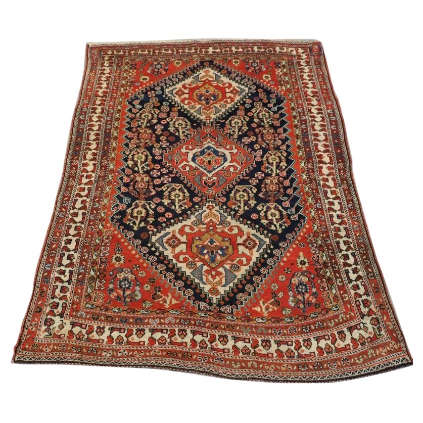 Antiker Qashqai-Teppich aus Stammeskunst von kleinem Größe im Angebot
