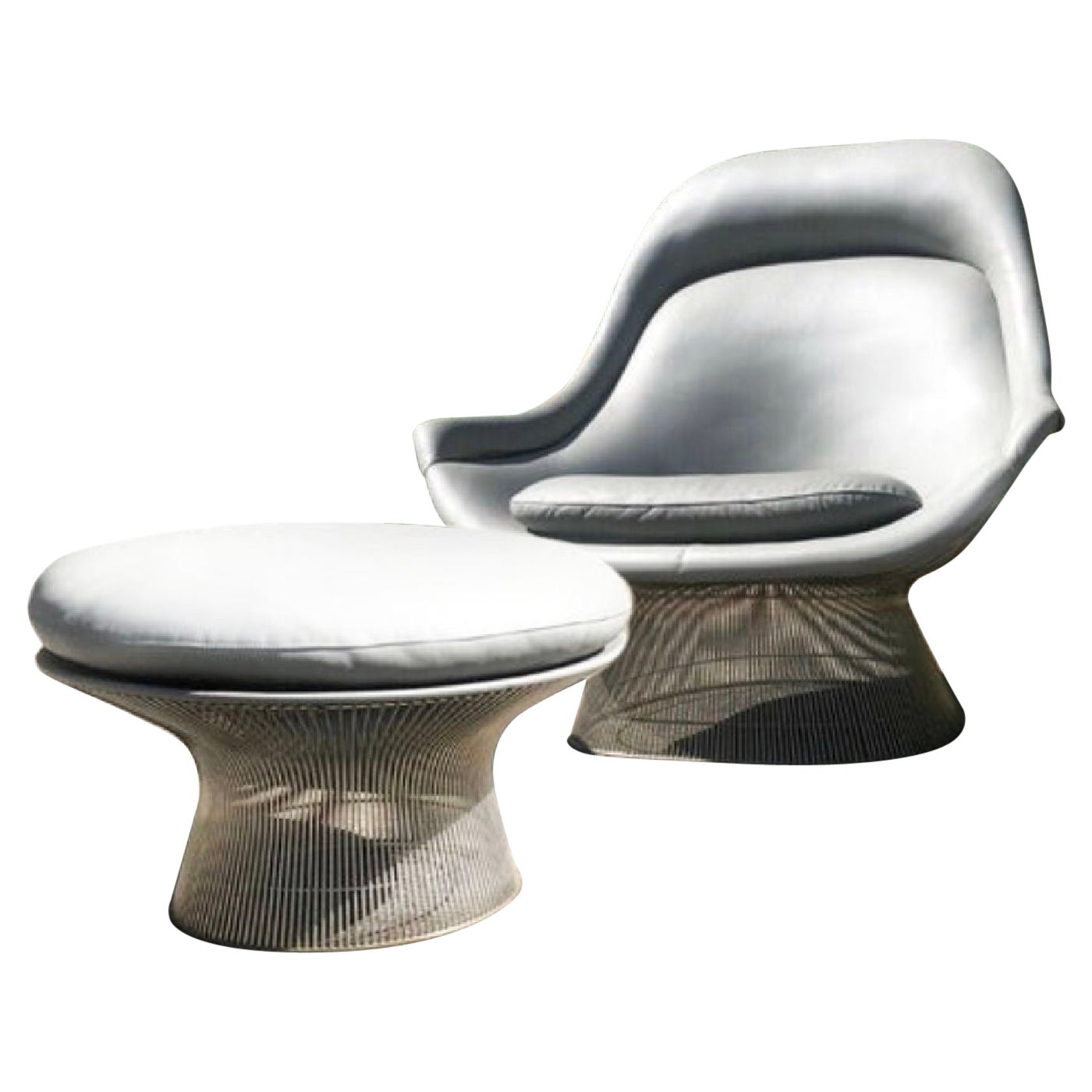 Warren Platner - Ensemble de deux fauteuils et repose-pieds en cuir gris 1705, Knoll, 1966