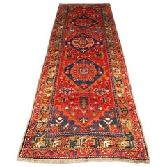 Tapis de couloir persan ancien Heriz, belles couleurs