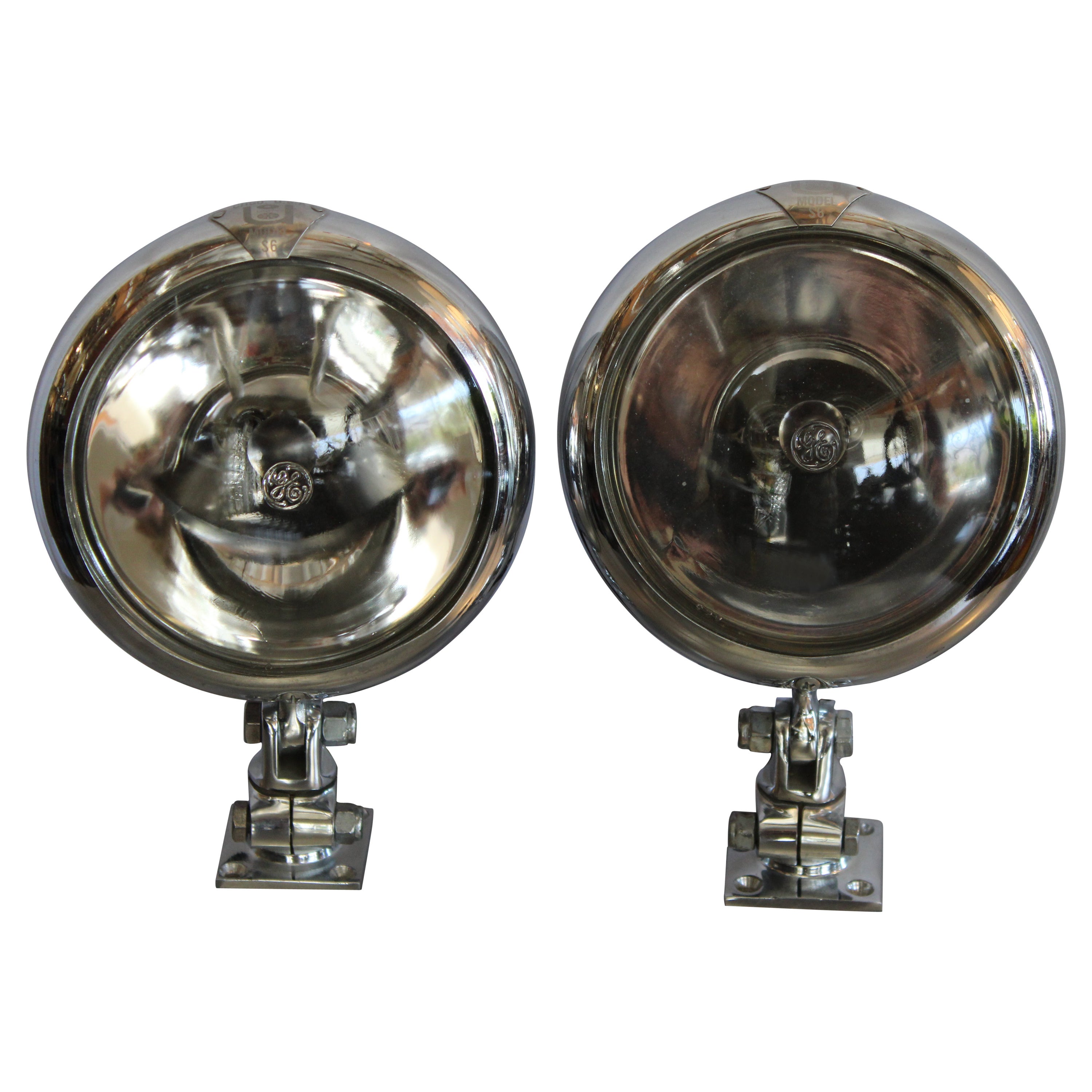 Pair of Automobile Style Spotlights by Unity Manufacturing of Chicago IL For Sale