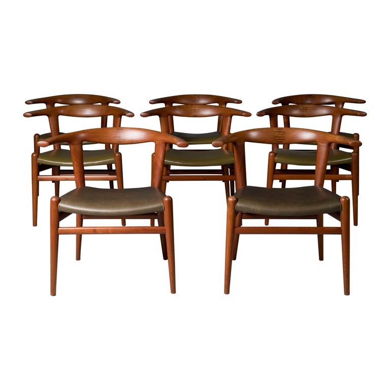 Rare Set of 8 Hans Wegner Bullhorn Chairs by Johannes Hansen  For Sale