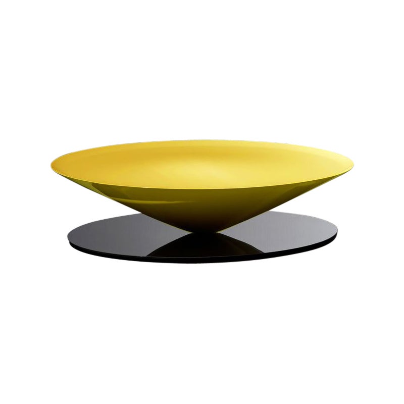 Table basse flottante en acier poli jaune brillant avec miroir, basée par La Chance