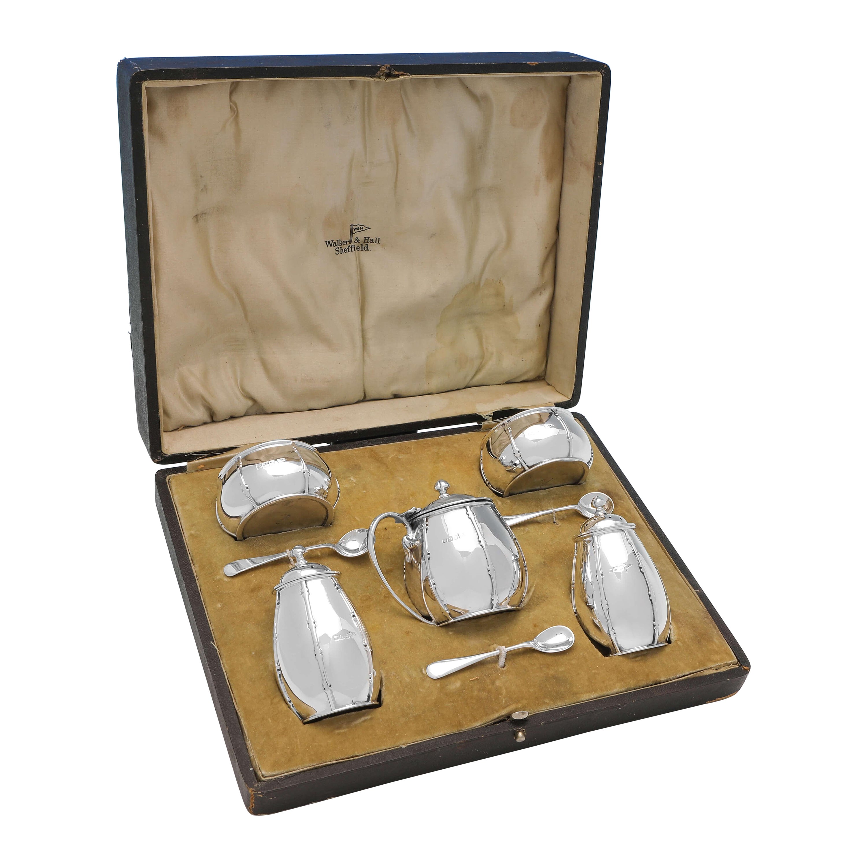 Arts & Crafts Period Antique Sterling Silver Condiment Set, Walker & Hall 1913 For Sale