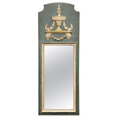 Miroirs italiens de style néo-classique sculptés et peints