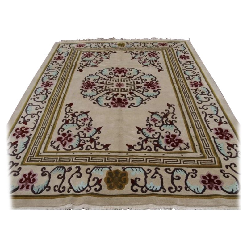 Nepalese Carpet of Traditional Design For Sale
