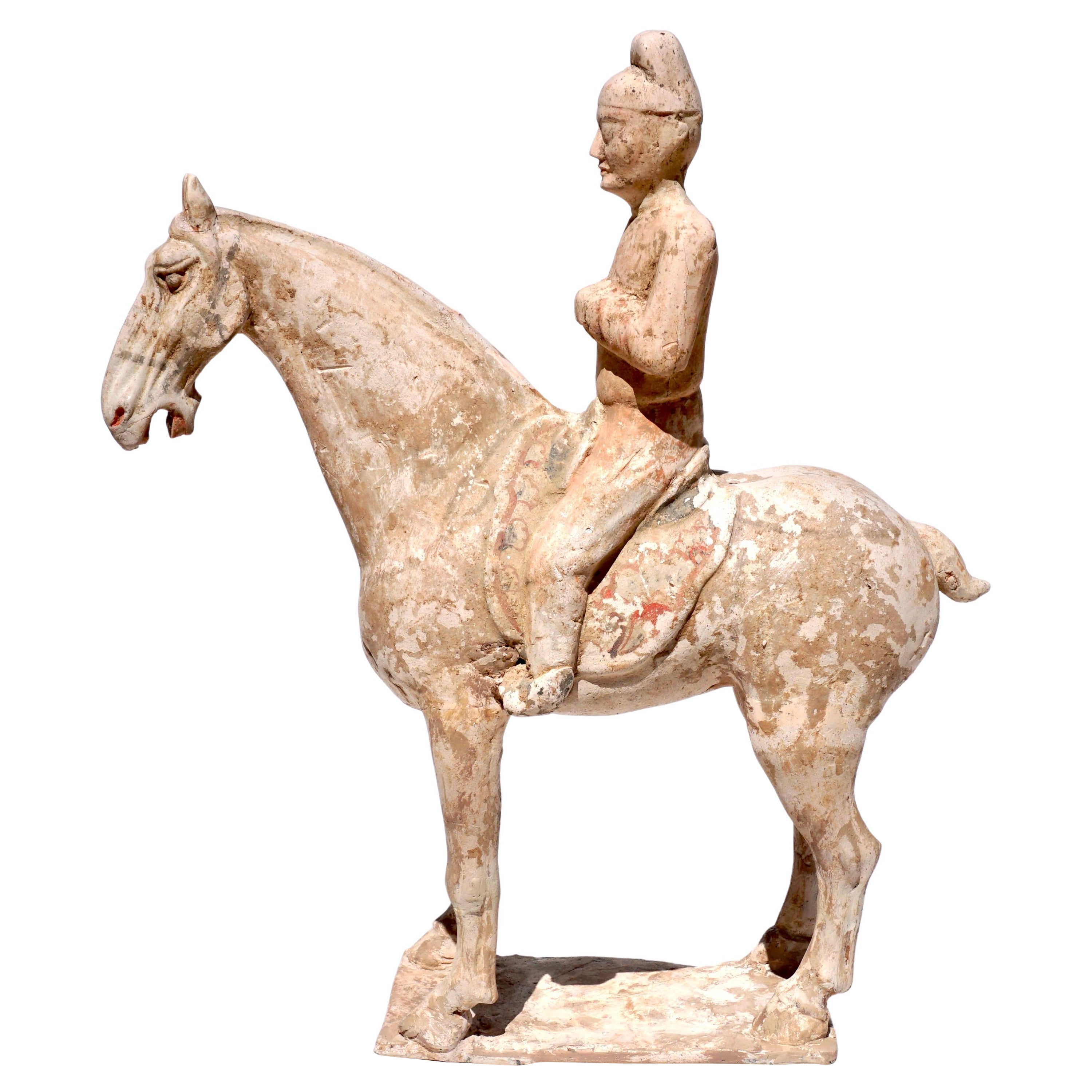 Cheval et cavalier en terre cuite de la dynastie Tang