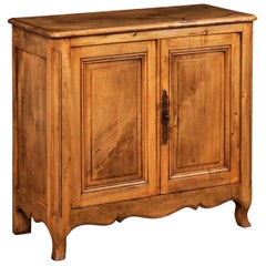 French Turn of the Century Walnut Buffet with Recessed Panels, Scalloped Apron