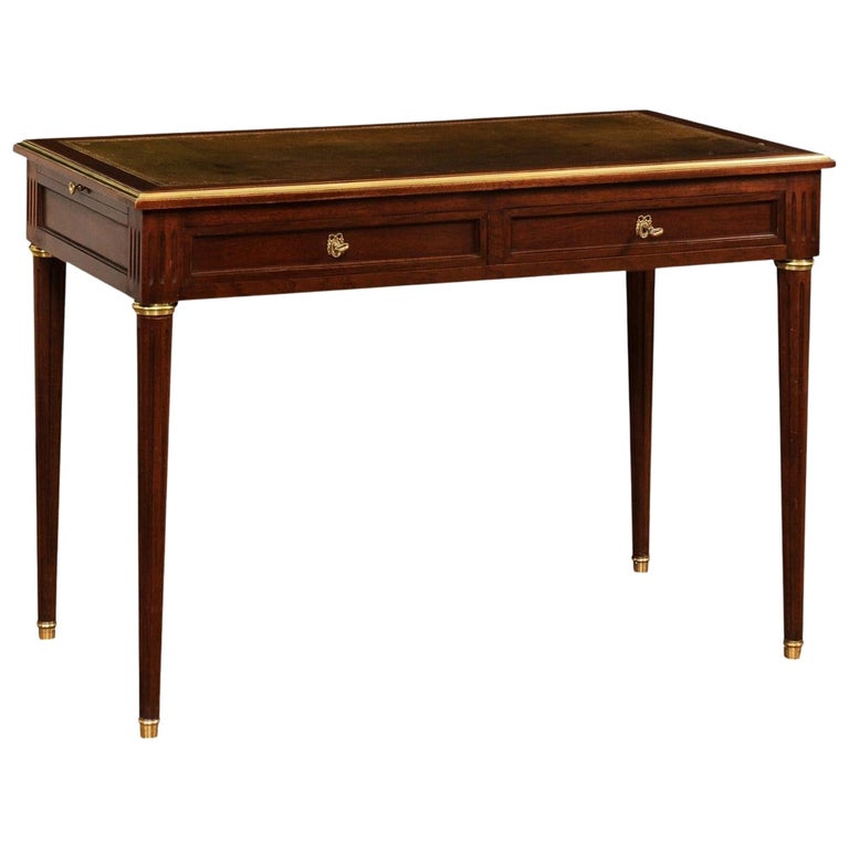 French Louis XVI–Style Mahogany Desk, 1900s