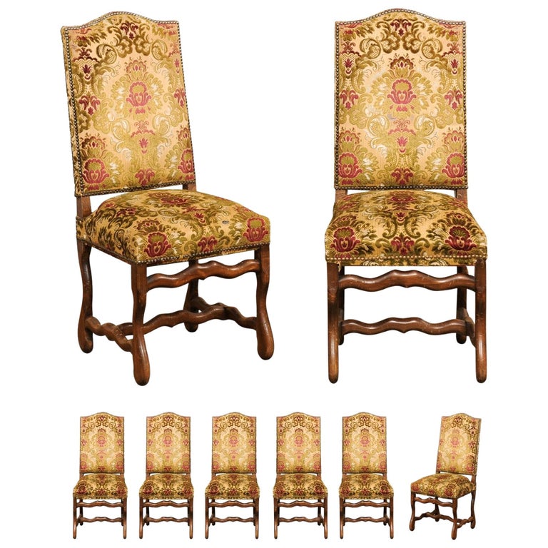 Huit chaises de salle à manger françaises du 19ème siècle de style Louis  XIII avec tissu d'ameublement En vente sur 1stDibs