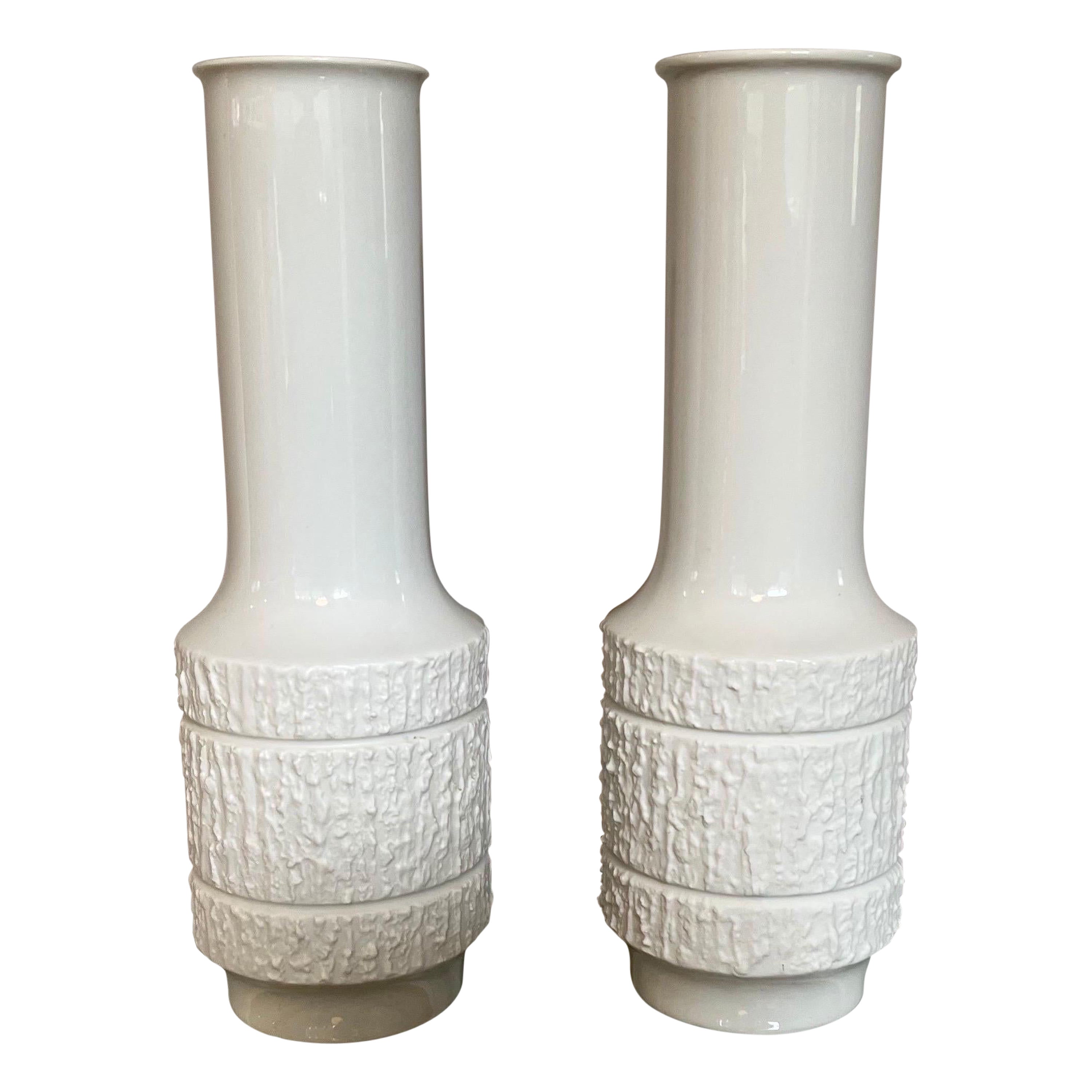 Richard Scharrer pour Thomas  Paire de vases d'art optique en porcelaine allemande de 1970  en vente