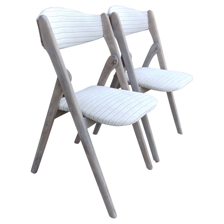 Vintage WoodFramed Wonderfold Folding Chairs, a pair For Sale