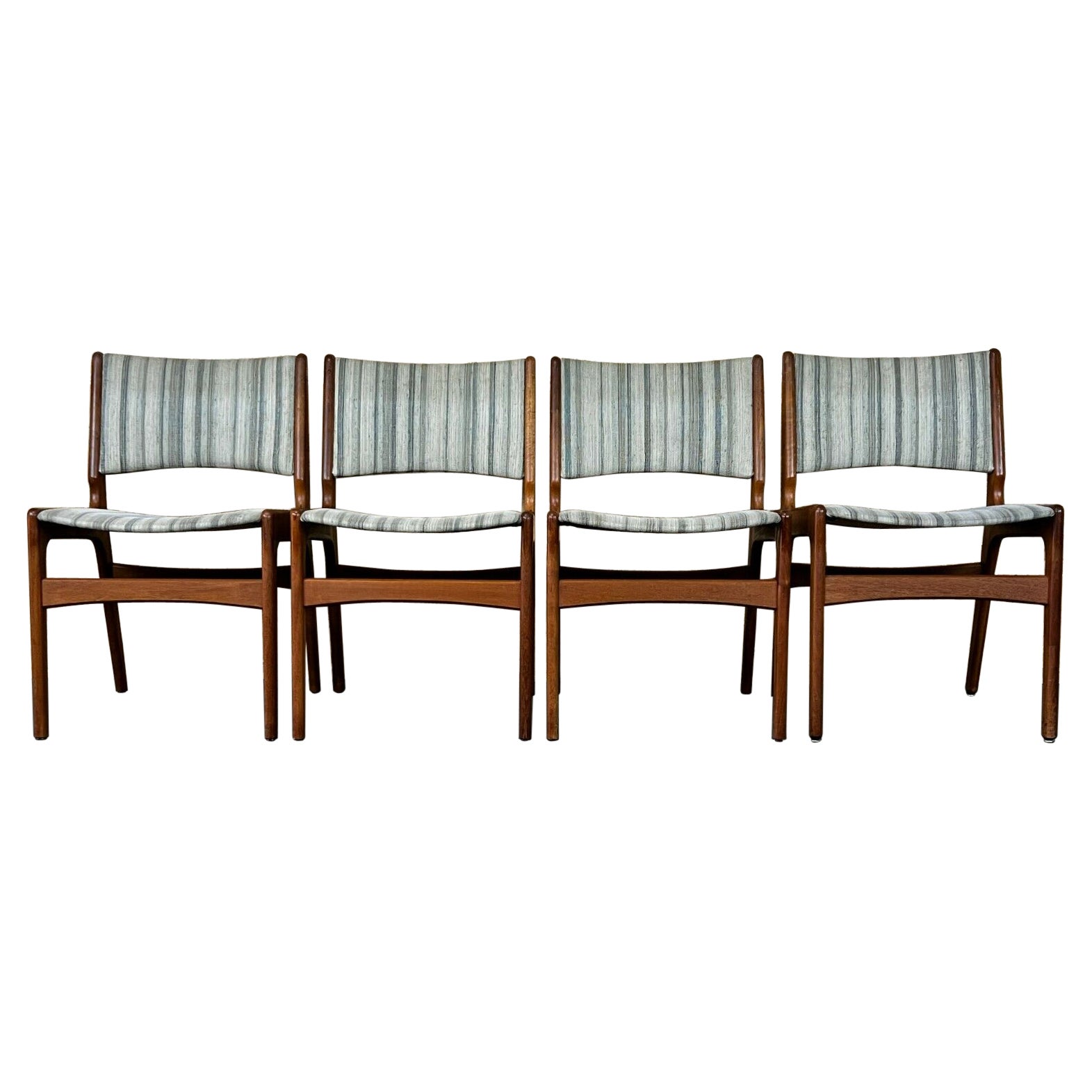 4x 60s 70s teak chairs Chair Dining Chair Henning Kjaernulf Danish 60s For Sale