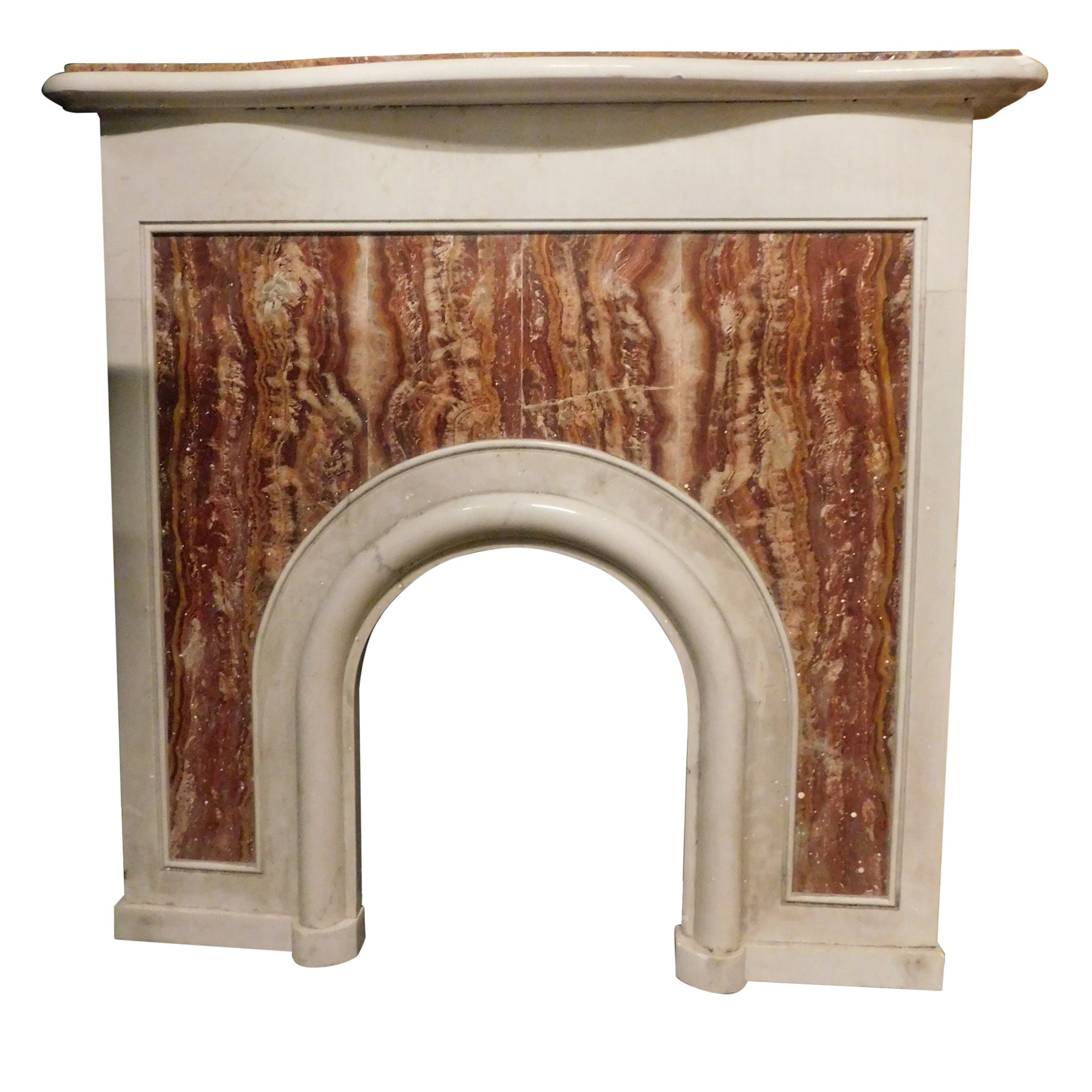 Chimenea Decó Antigua de Mármol Blanco de Carrara y Ónice Busca, Italia 1930 en venta