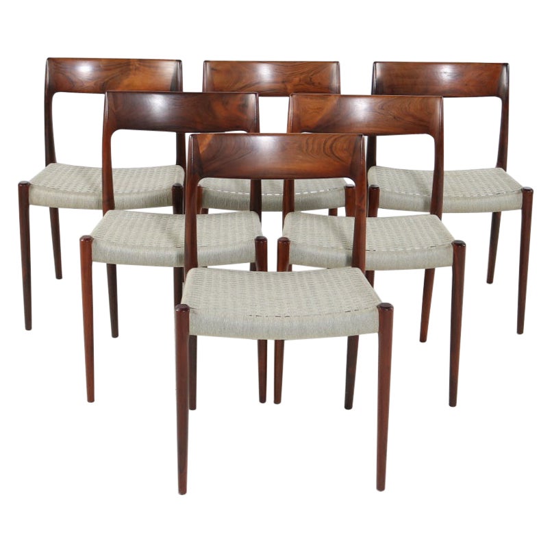 Ensemble de 12 chaises de salle à manger Niels Otto Moller de 1958 avec cordon de laine gris d'origine