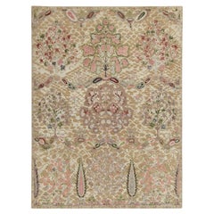 Teppich im klassischen Stil von Teppich &amp;amp; Kilims mit grünem, rosa und beige-braunem Blumenmuster