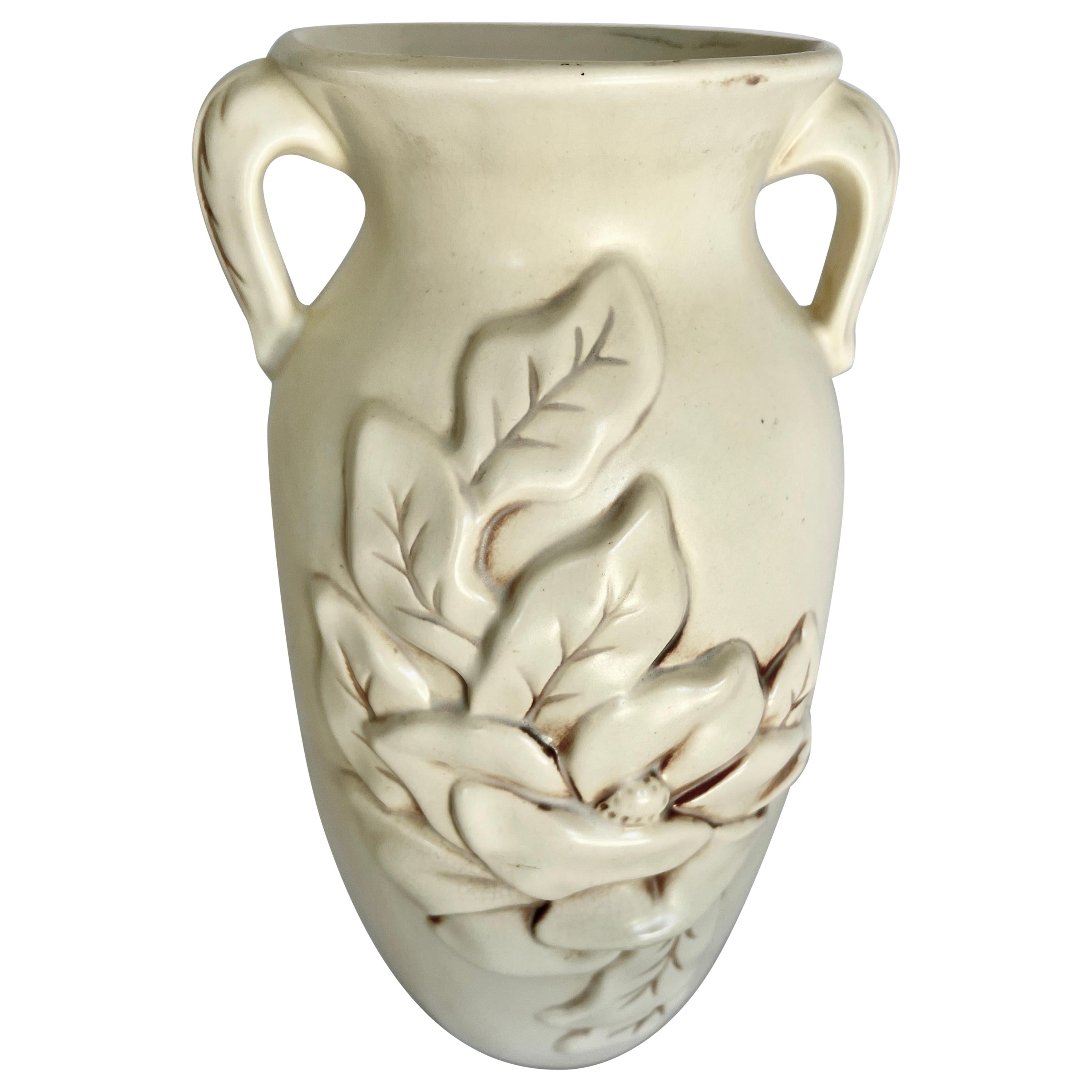 Elfenbeinfarbene Art-Déco-Vase aus Keramik von Red Wing