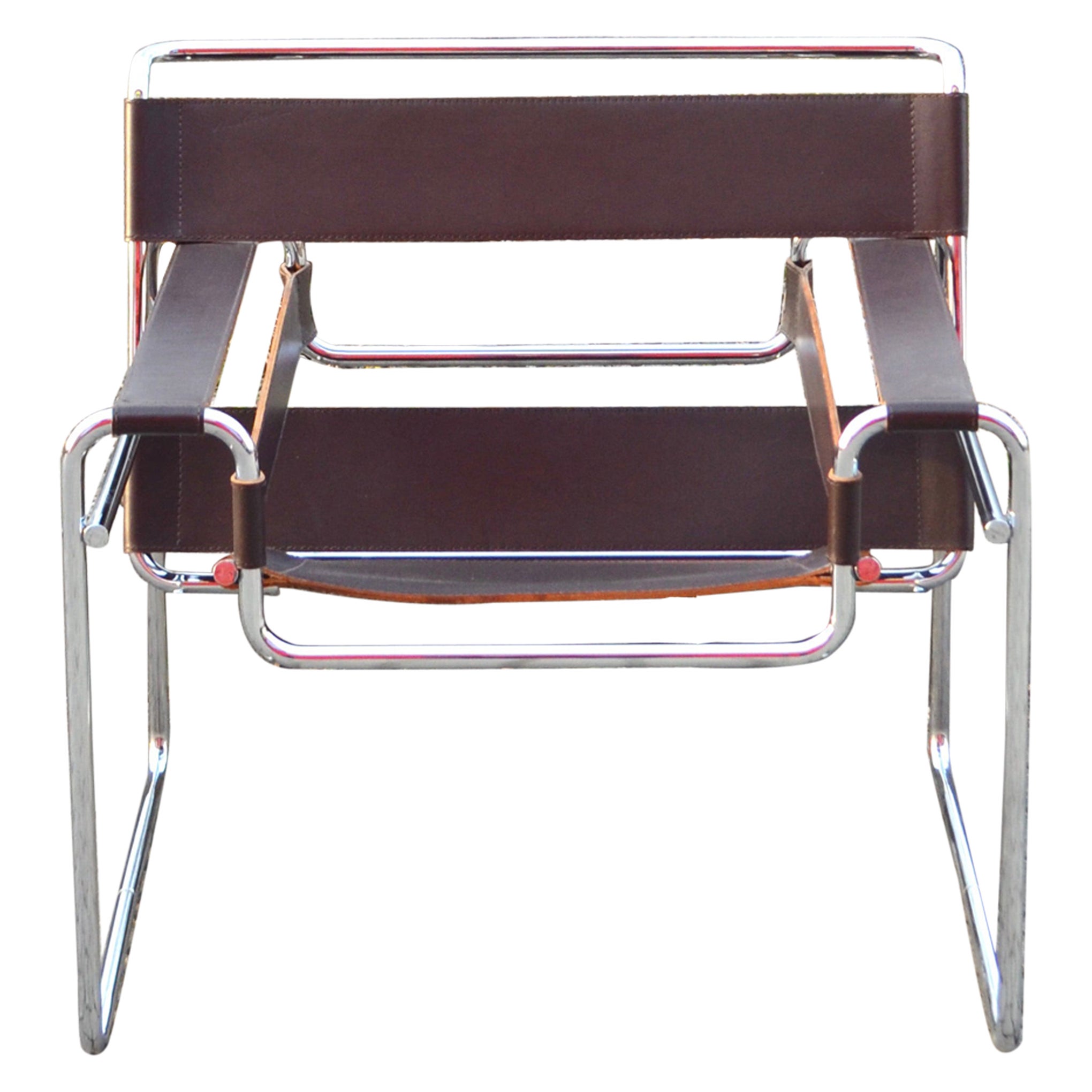 Knoll International Wassily Chair Design by Marcel Breuer Brown Saddle Leather 