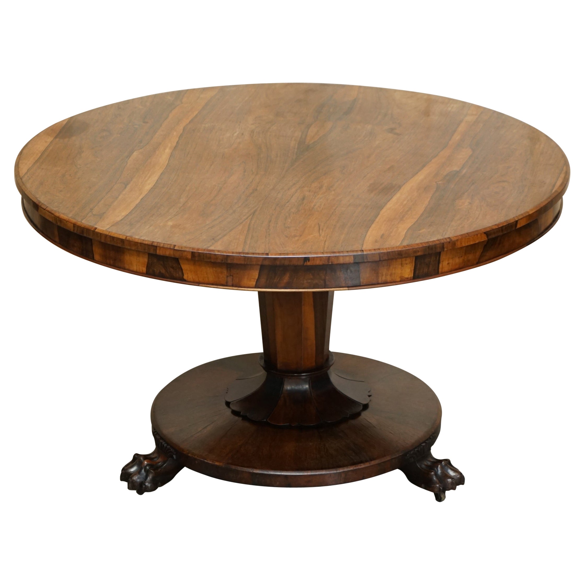 Tavolo Occasionale in legno duro con zampa pelosa di leone di William Williams del 1830 circa