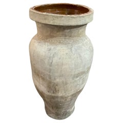 Vase espagnol en terre cuite du 19ème siècle