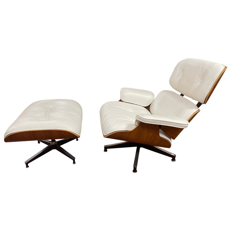 Herman Miller Ivory Leather Eames Lounge Chair and Ottoman 670/671 at