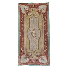 Tapis français ancien d'Aubusson datant d'environ 1880