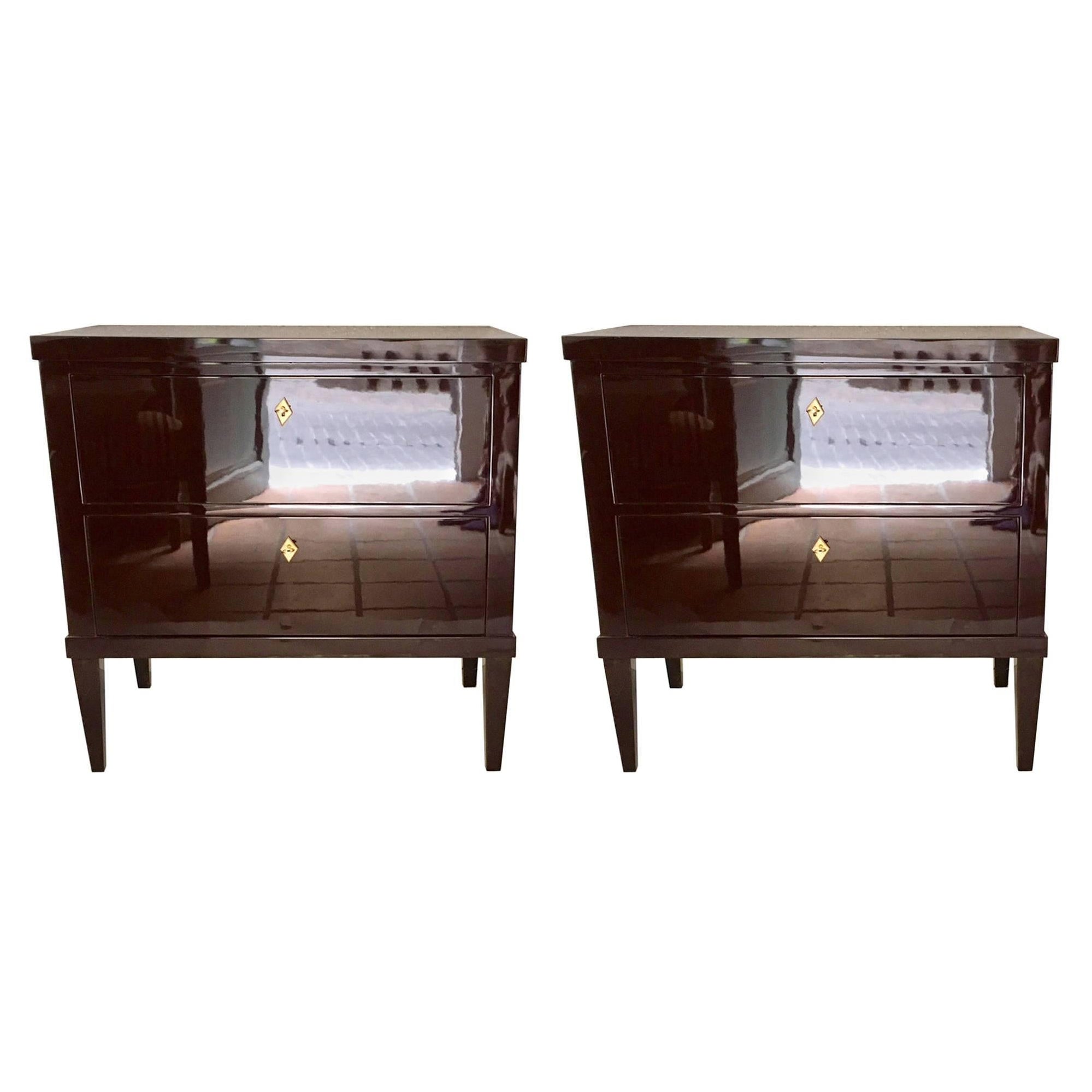 21st Century Pair of Garnet Lacquered Bierdemeier Style Commodes or Nightstands