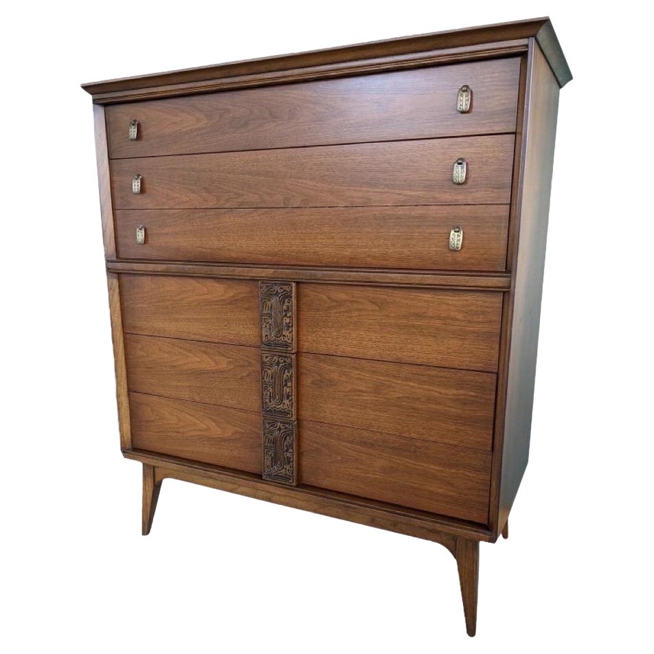 Vintage Mid-Century Modern Solid Walnut Dresser Cabinet Storage Drawers  For Sale